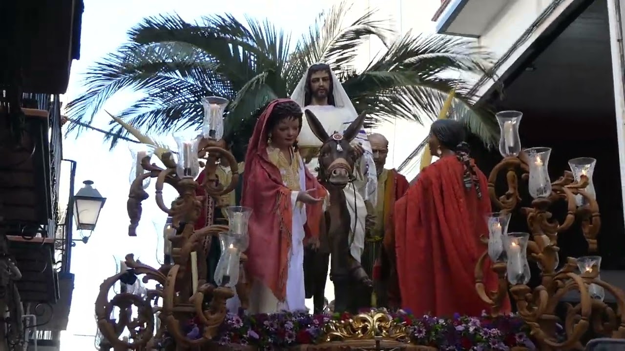 DOMINGO DE RAMOS-ALCALA LA REAL 2-4-2023 PROCESION DE LA BORRIQUILLA-SALIDA DE SU CASA DE HDAD. P297