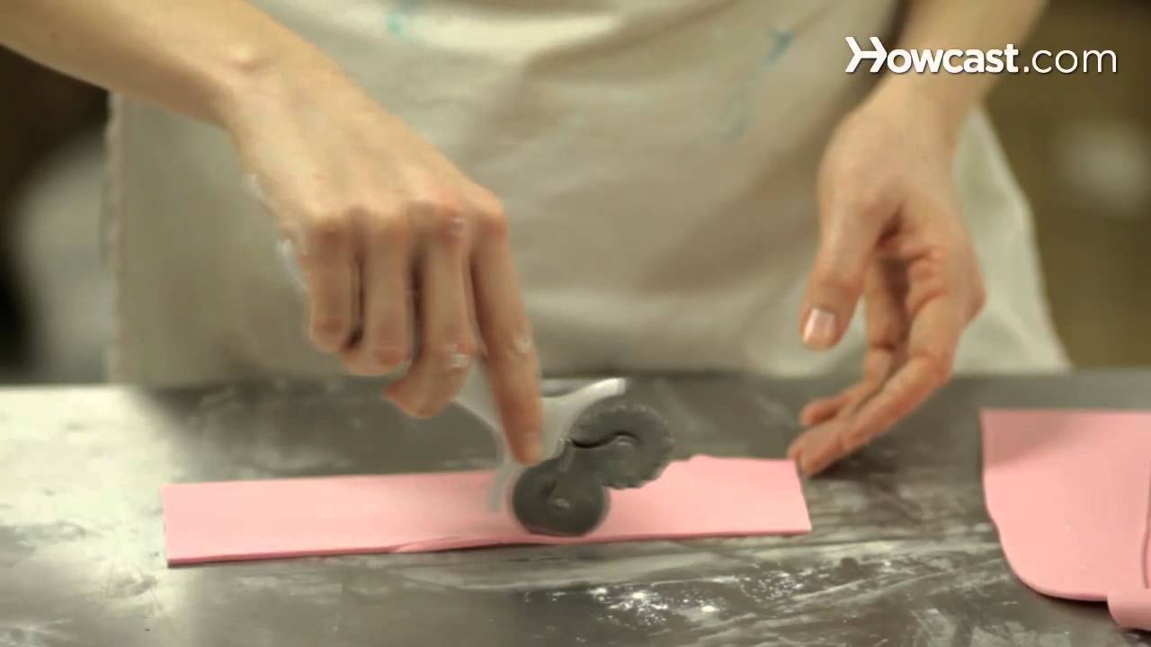 How to Make a Fondant Ribbon & Bow | Cake Decorations