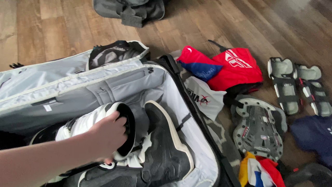 Reviewing the new Ogio Rig 9800 moto gear bag