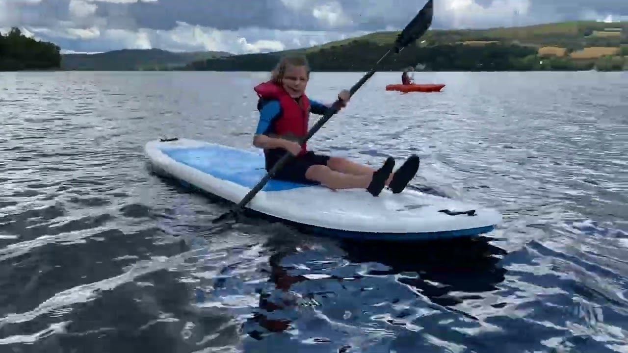 ACTIVIT&Eacute;S &Agrave; FAIRE EN FAMILLE &Agrave; POH&Eacute;N&Eacute;GAMOOK SANT&Eacute; PLEIN-AIR : KAYAK ET PLANCHE &Agrave; PAGAIE