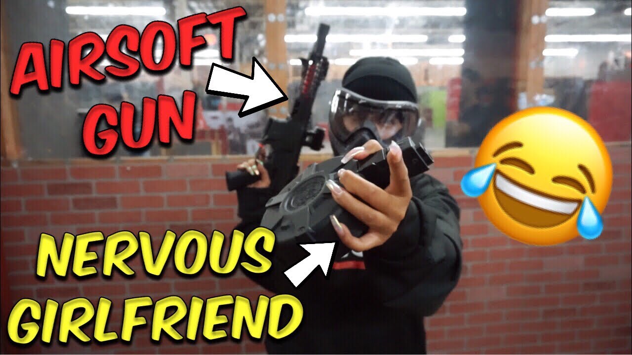 Girlfriend Plays Airsoft For The First Time (DeeMoeVlogs #35)