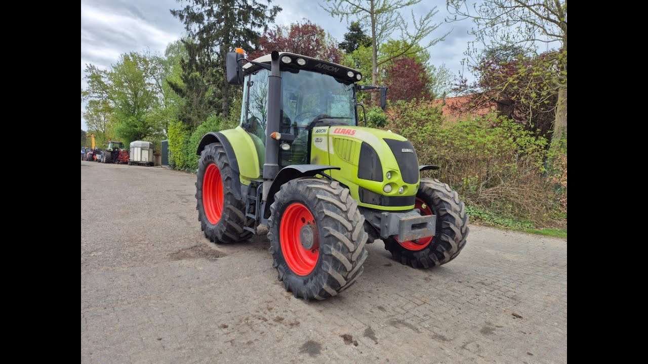 Claas Arion 530