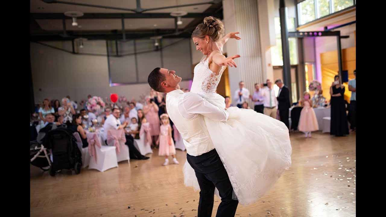 Russische Hochzeit 2020, 4K. Hochzeitsvideo Köln, Düsseldorf und Bonn. Videograf für Hochzeitsfilm.