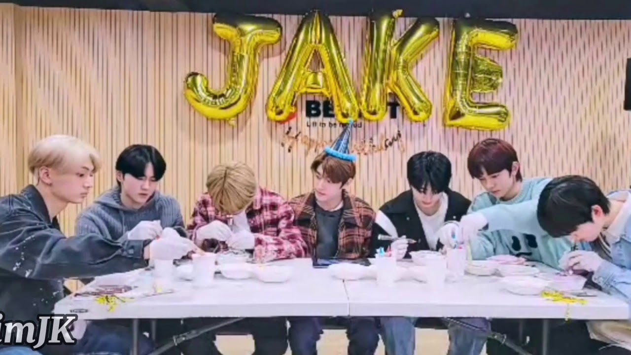 Sungsun moments on Jake's Birthday analysis that you may or may not notice