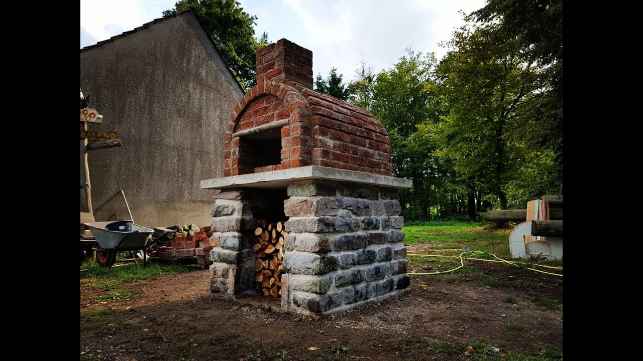 Pizzaofen selber bauen mit Ziegelsteinen