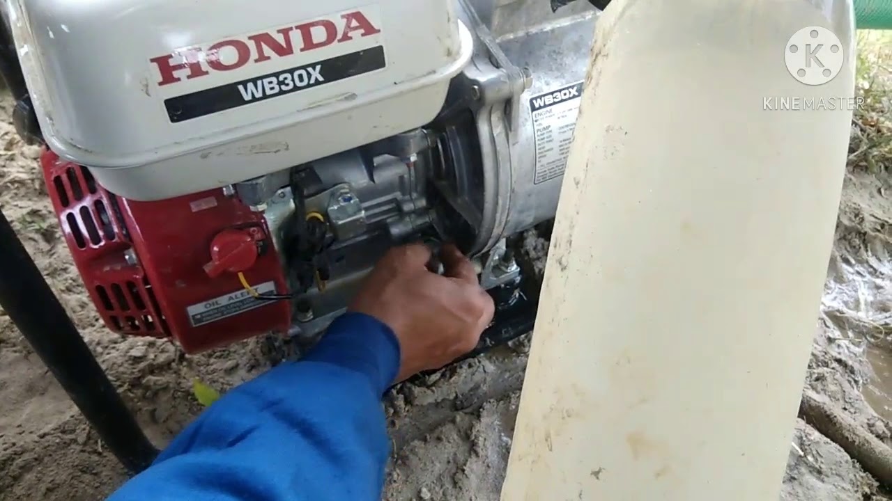 First servicing of Honda WB30X Pump
