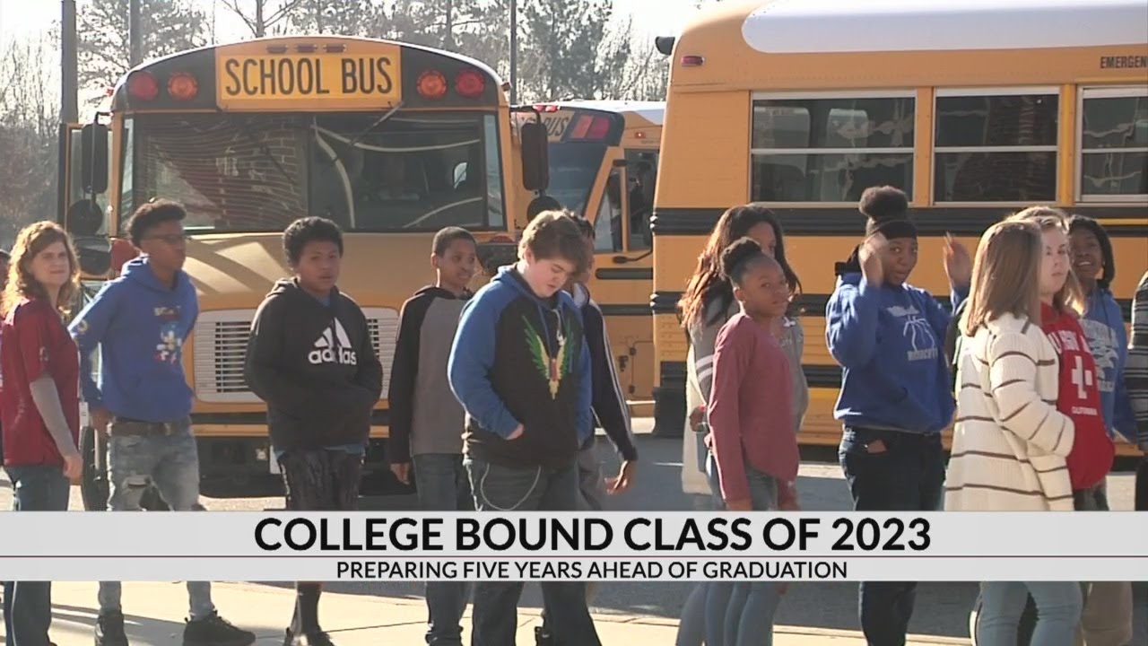 Dorman high school hypes their students up for freshman year and beyond