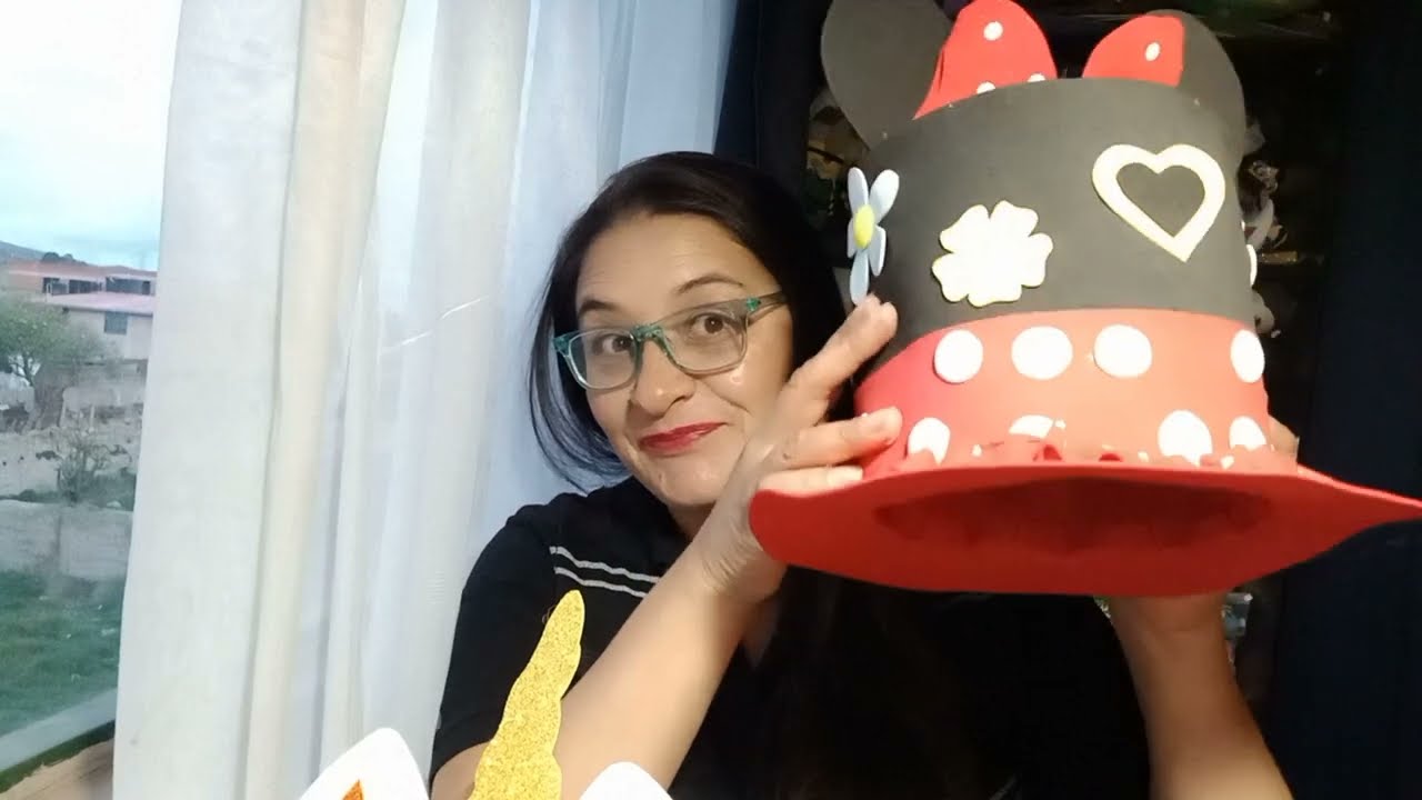 Como hacer dos sombrero locos unicornio y minnie mouse