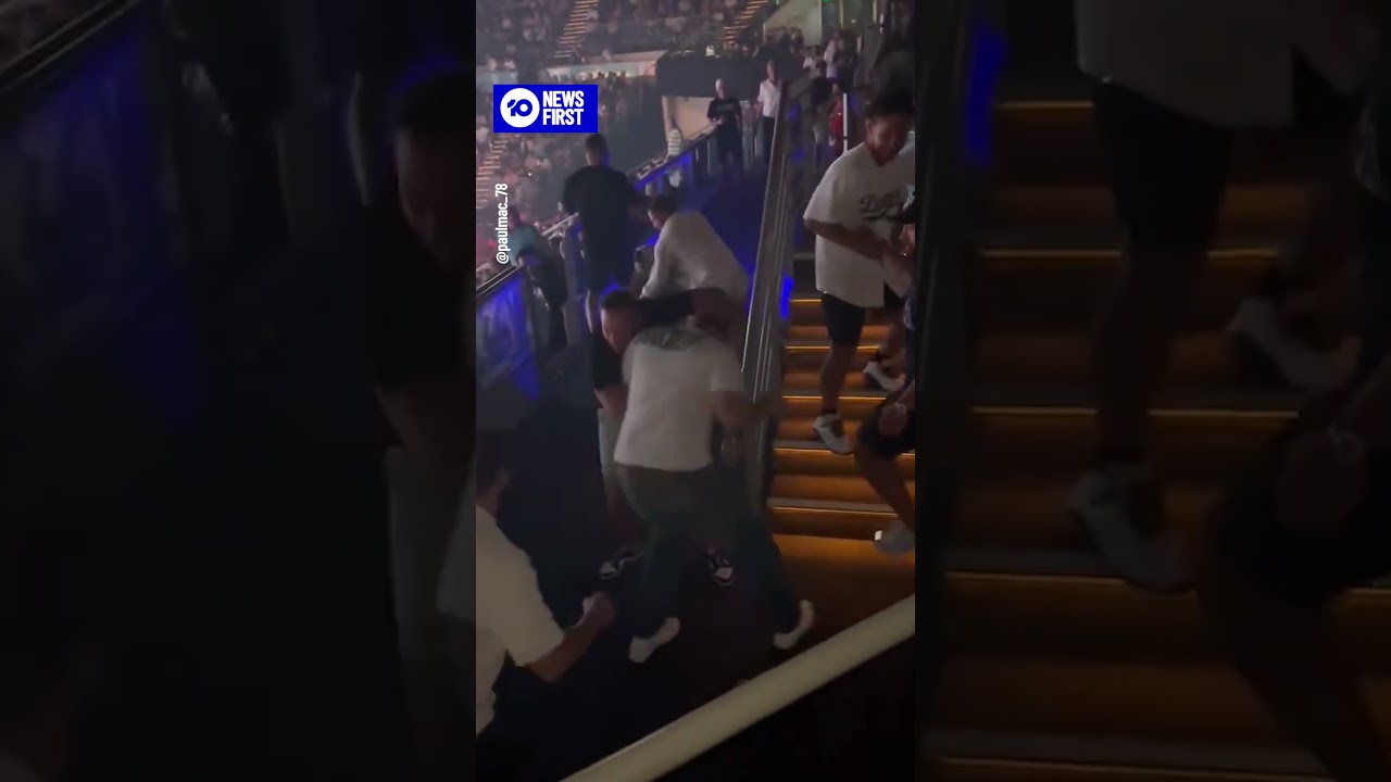 Tempers Flare In Grandstand During World Title Boxing Event | 10 News First