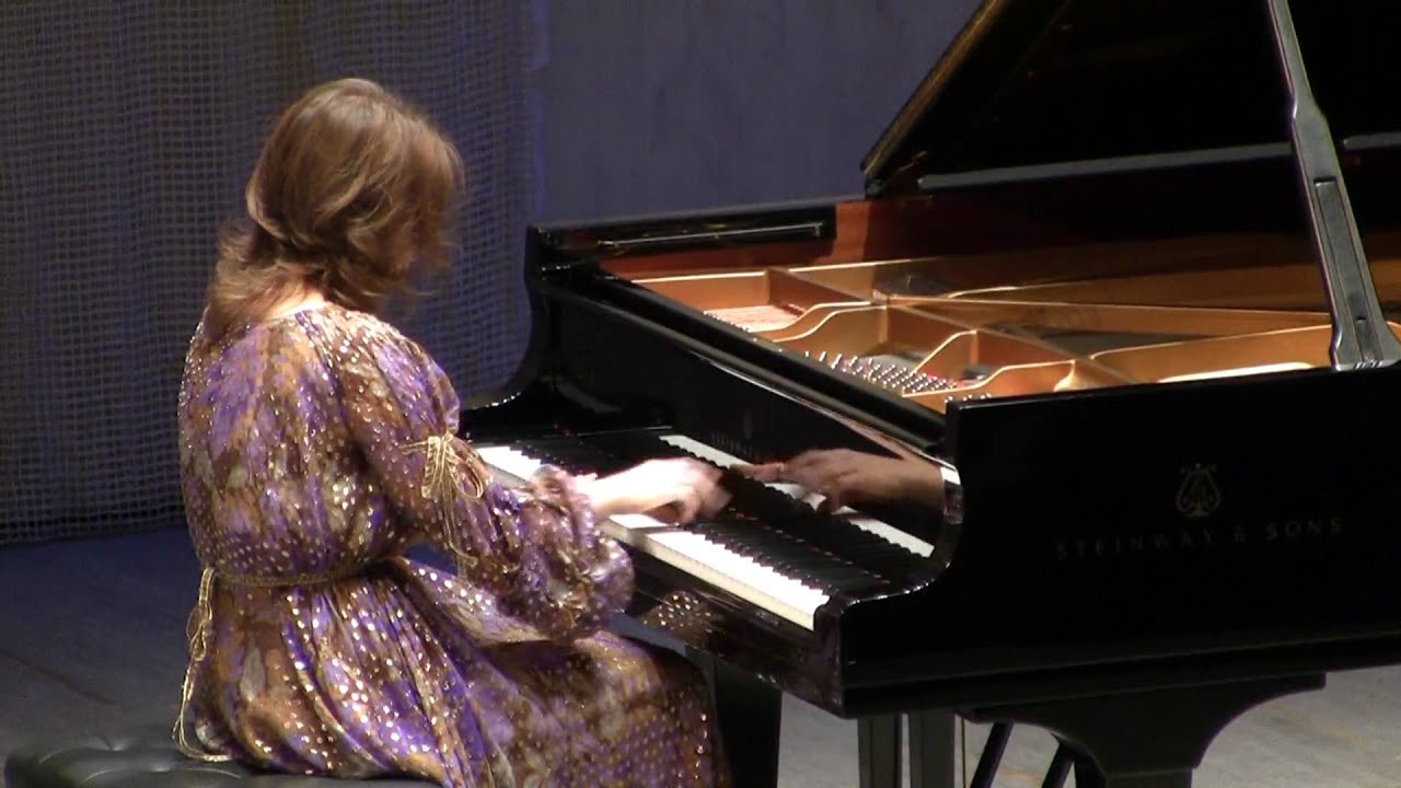Polina Osetinskaya plays Ravel - Le Tombeau de Couperin 1.