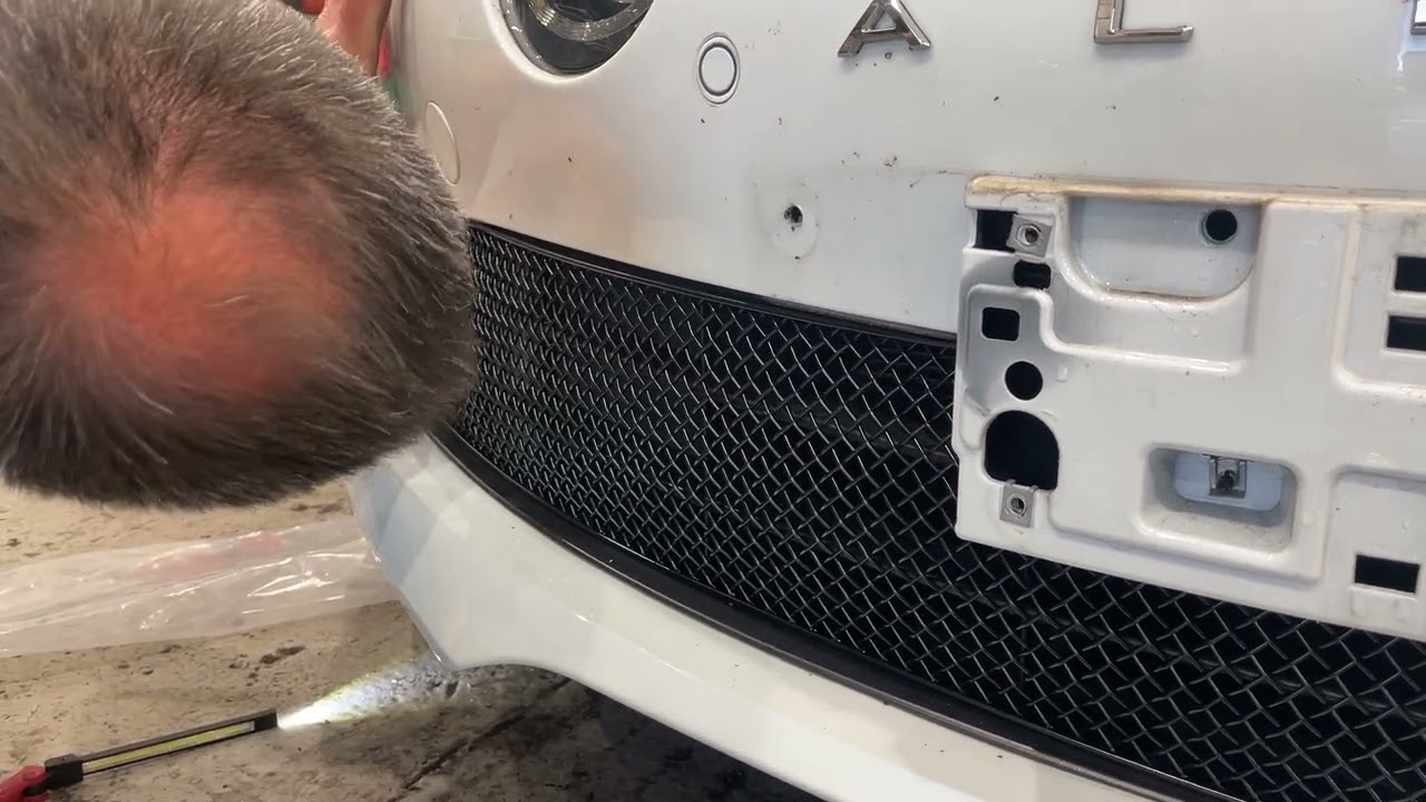 Alpine A110 Montage Grille de protection ADM