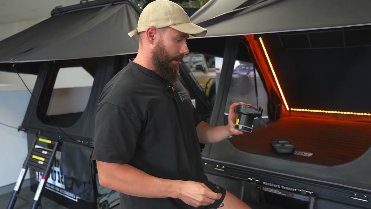 Обновленный самонадувающийся матрас Outback Tourer Roof Top