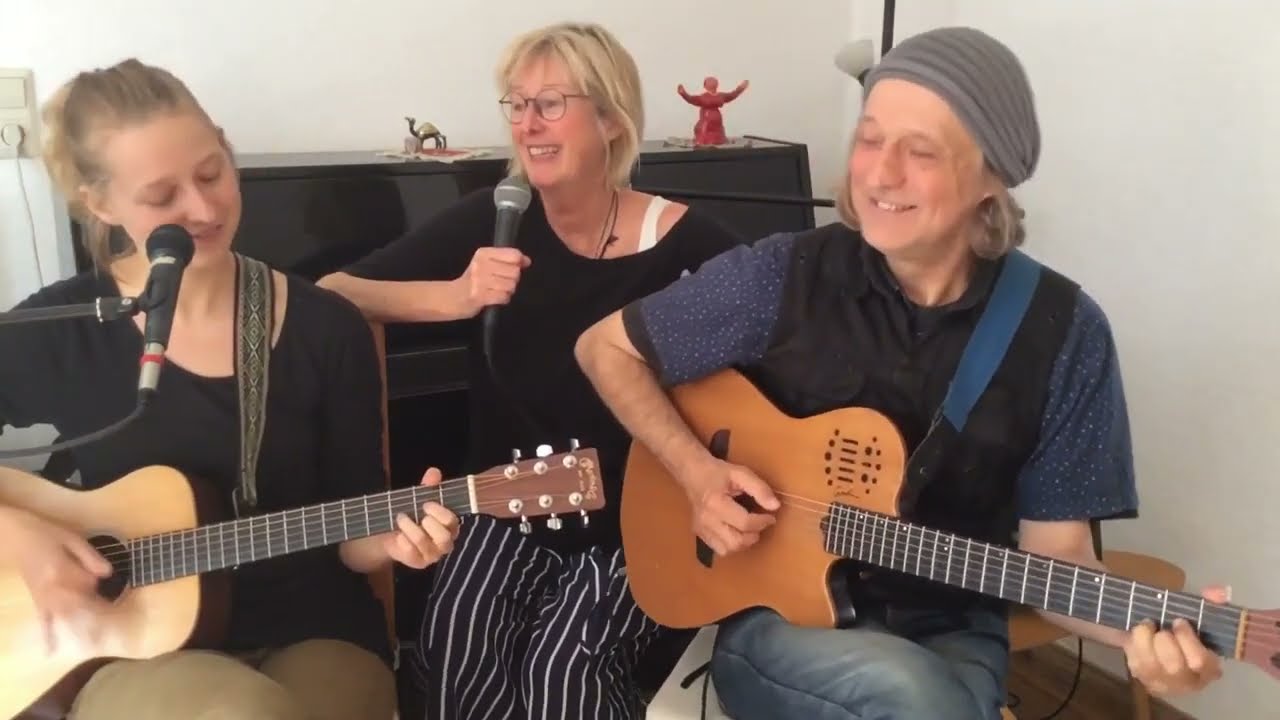 Family cover - Elvis “Can’t help falling in love”