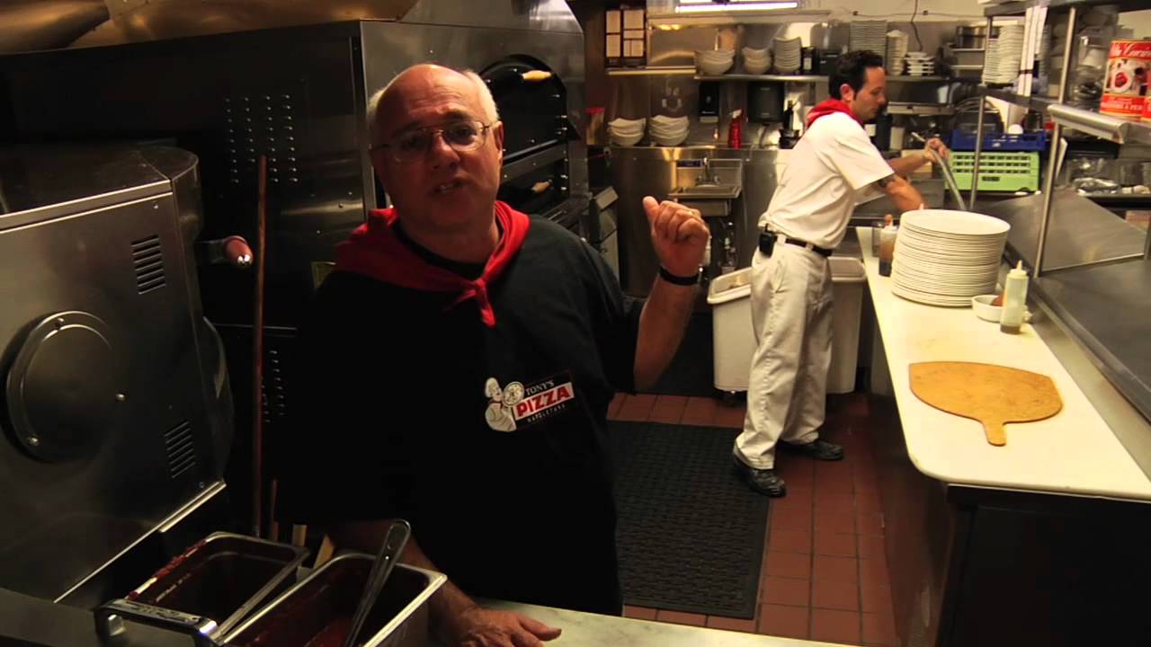 Tony's Traditional Italian Pizza.mov