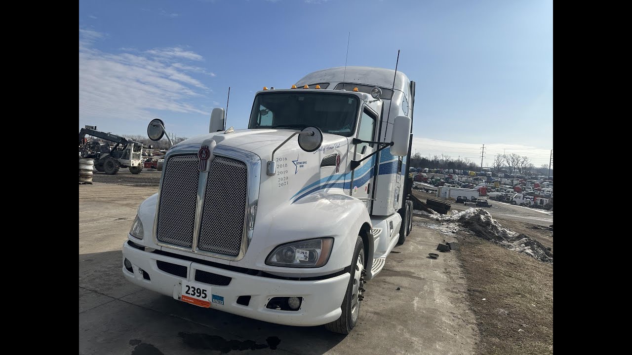 2012 Kenworth T660 - Parts Unit 12KN189
