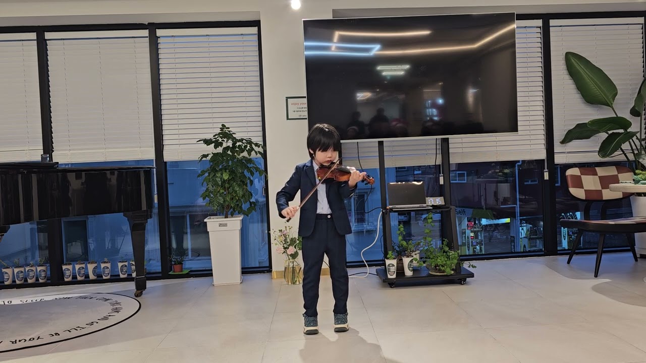 장태훈 바흐 미뉴에트2,3번