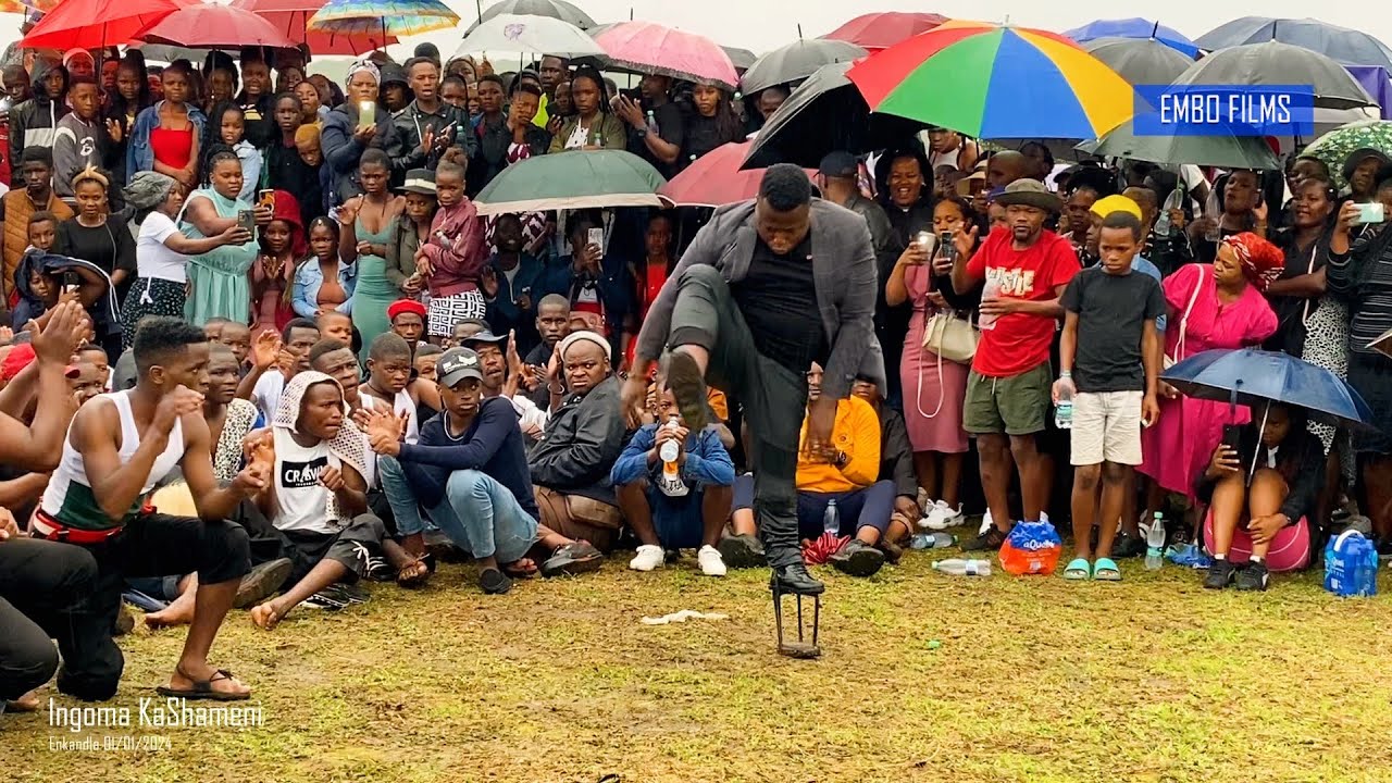 NAYI INGOMA YASENKANDLA EPHELELE FT UMTHAKASHANA- eNkandla ku President Zuma emzini wakhe - 01/01/24