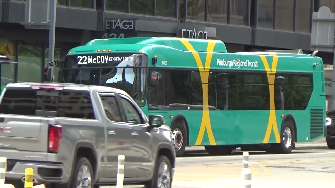 Pittsburgh Buses Part 3 - PRT At Liberty & Stanwix