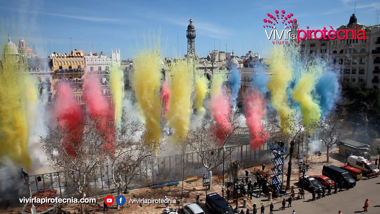 Fallas de Valencia 2024. Mascletà Viernes 15 de Marzo 2024. Pirotecnia Vulcano