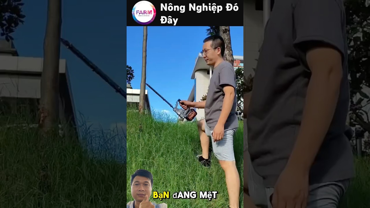 Handheld lawn mower cuts grass very quickly and efficiently. #nongdan #useful #new #youtubeshort