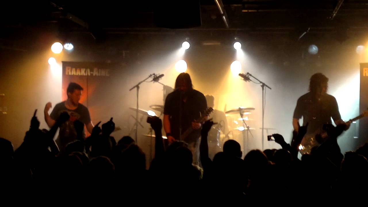 Raaka-Aine (Live @ Lutakko, Jyväskylä 22.10.2011) - Miehen Työ