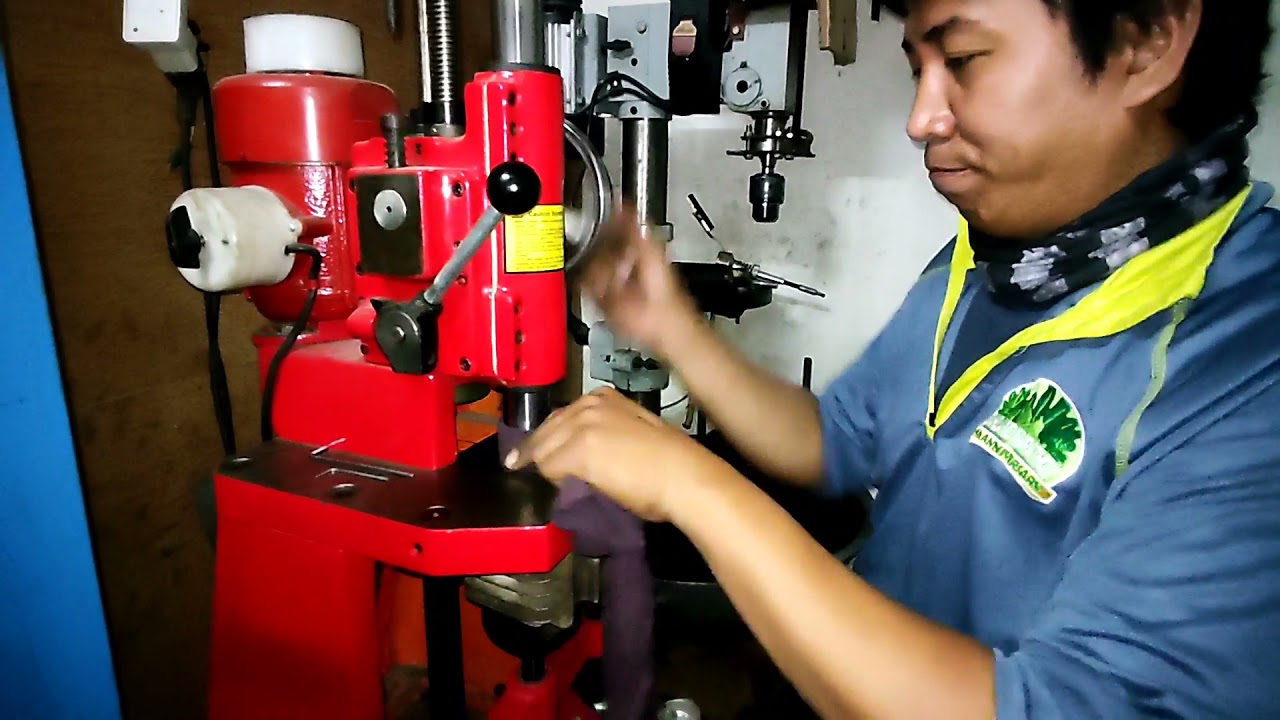 Reboring a Yamaha Vega cylinder block.