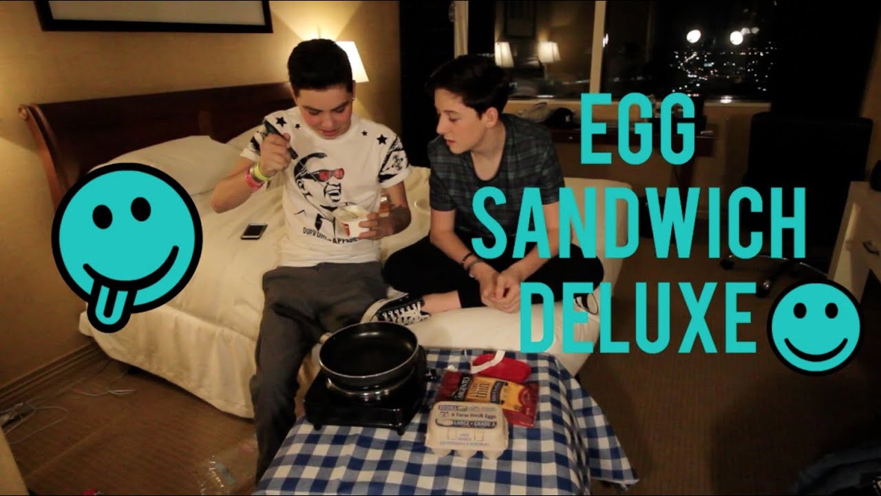 EGG SANDWICH DELUXE W/ SAM POTTORFF | TREVOR MORAN