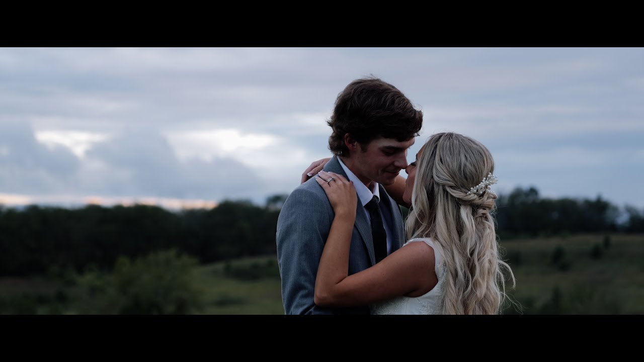Sara & Tyler's Beautiful Wedding Day | Highlights Film