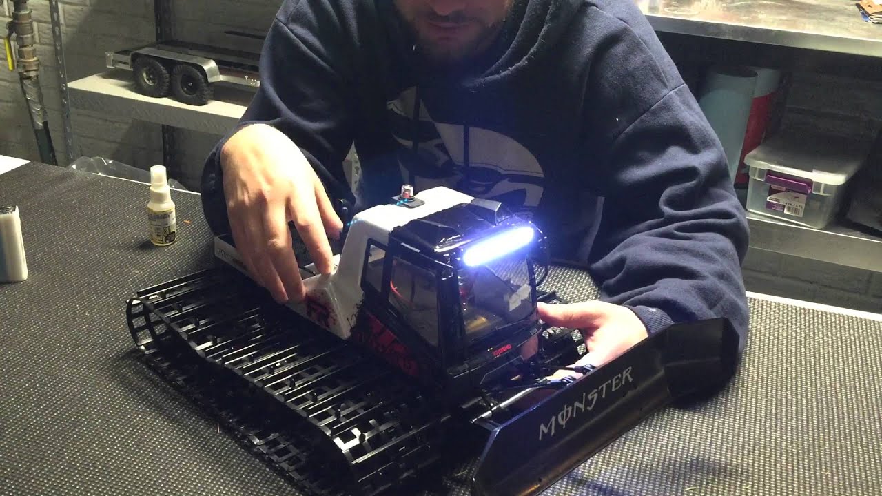 Quick update on the Snowcat (Blizzard FR) new lights added