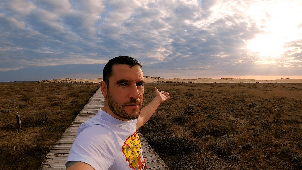 EXPLORANDO uno de los SITIOS más BONITOS de Galicia. Pueblo, faro y dunas. CORRUBEDO