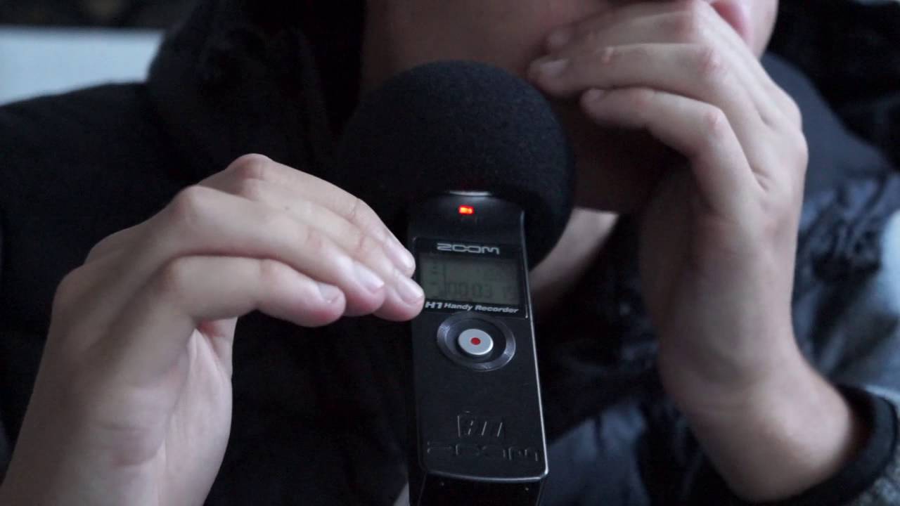 Asmr portuguese || português sussurro inaudível e palavras relaxantes