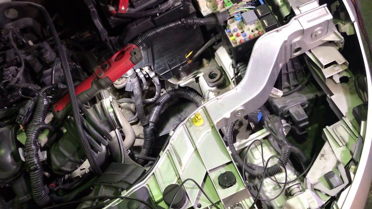 2012 Ford Focus mk3 1.6 battery light & alternator fault fixed! U012D U0284 P165B ford smart charge