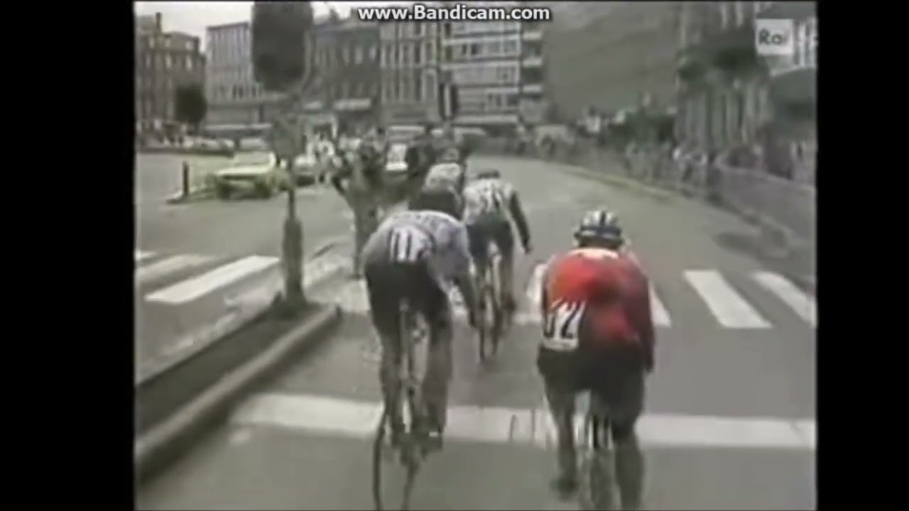 Silvano Contini bat Fons De Wolf sur Liège Bastogne Liège 1982