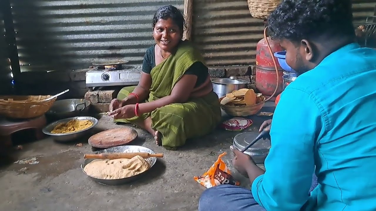 आज मी ऐख टीन सोयपाक केला पोळ्या चा गरम गरम खाया या जेवन कराय 😋 #vlog #hajaremanisha 