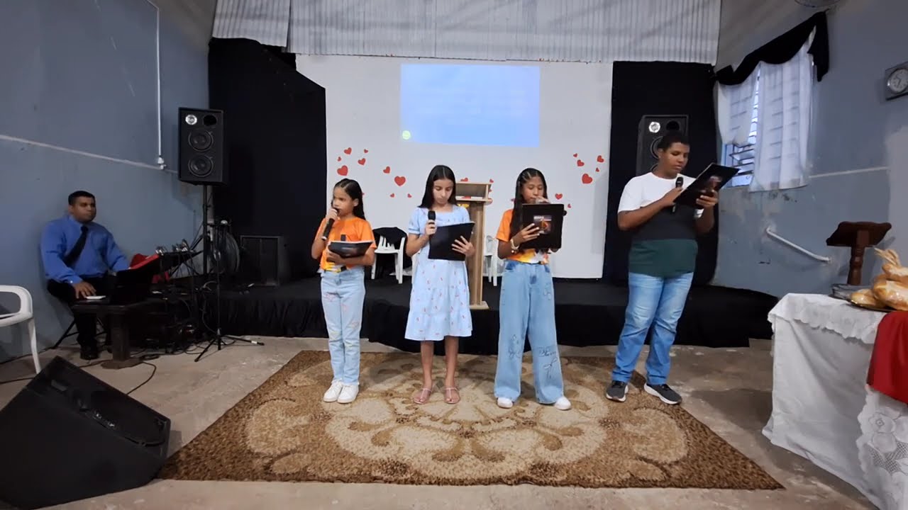 Eu Quem Merecia - Bruna Karla e Julliany Souza cover Grupo El-Shaday Igreja IECP Novo Tempo