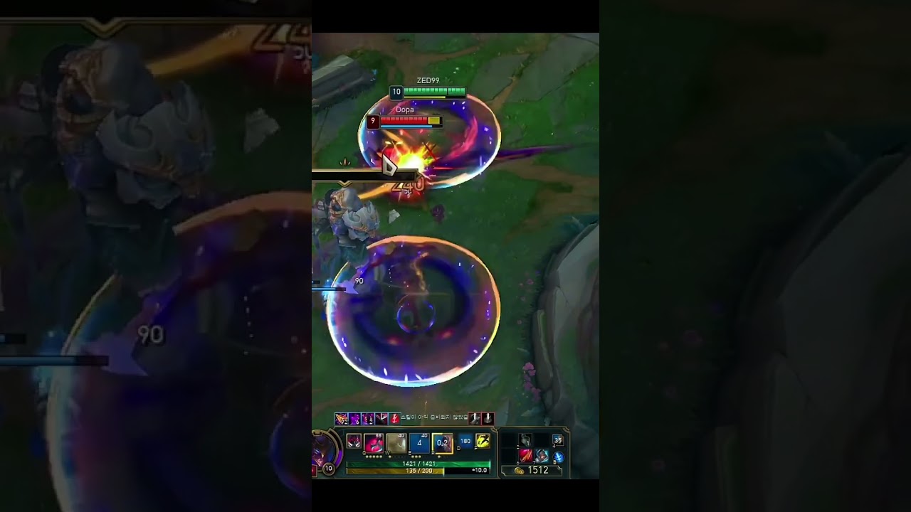 Insane Zed Outplay 👀 #leagueoflegends #lolclips #lolmoments #zed