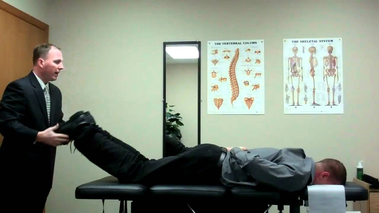 Chiropractor  Bloomington IL Performs Activator Technique Adj