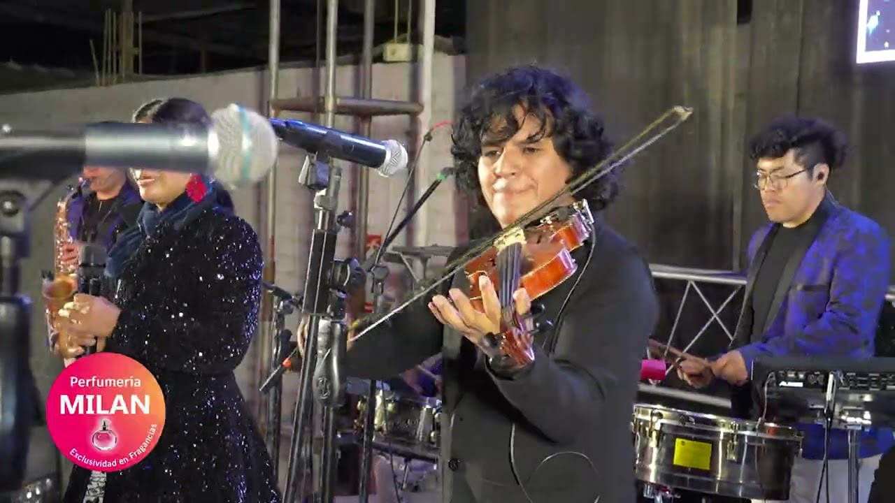 HERMANAS VARGAS -  MIX REALES  - EN VIVO - CHICLAYO ( EL PIBE )