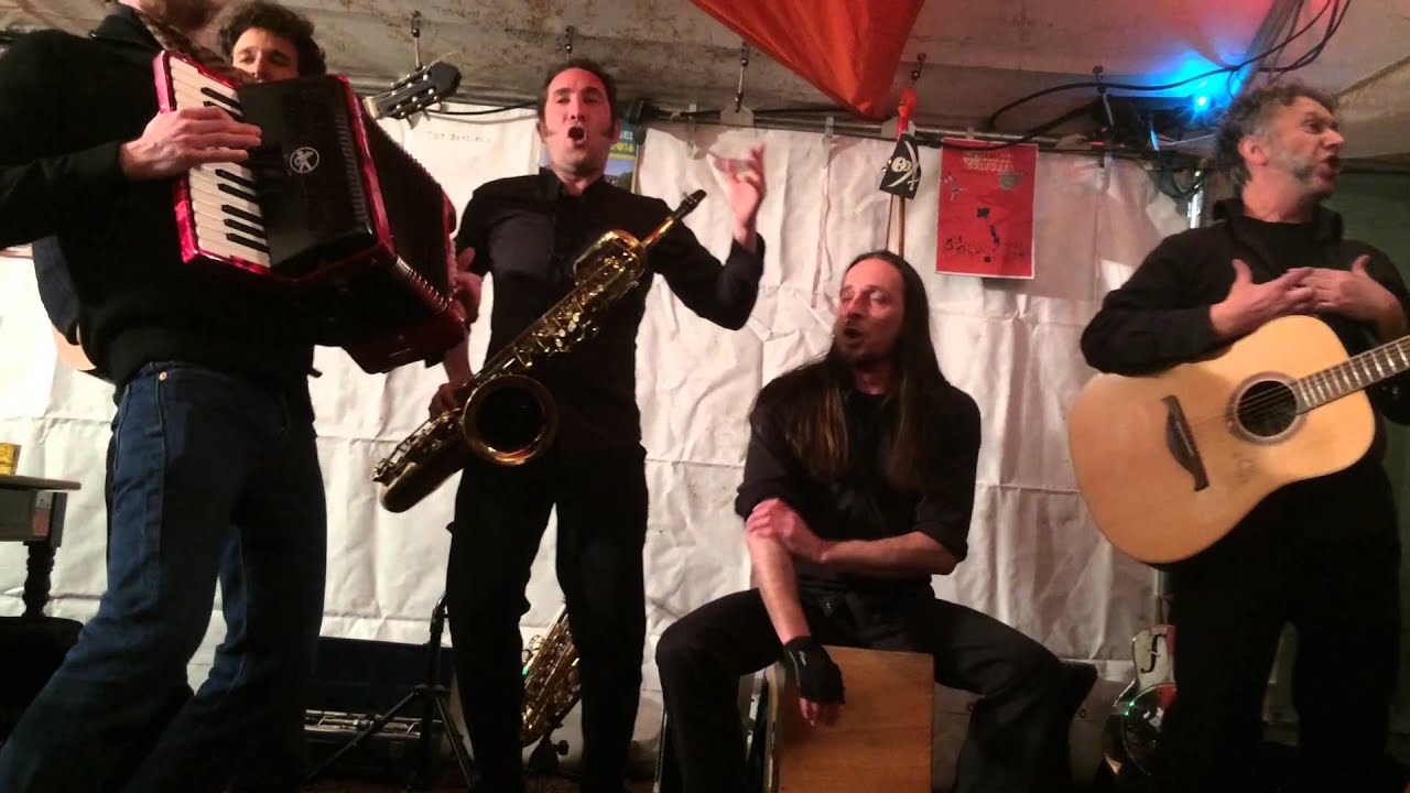 Existence saine/Arsene Lupunk Trio