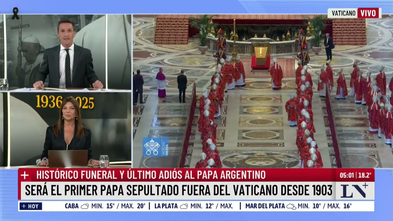 Así fue el traslado del féretro de la Basílica a la plaza de San Pedro para la misa despedida