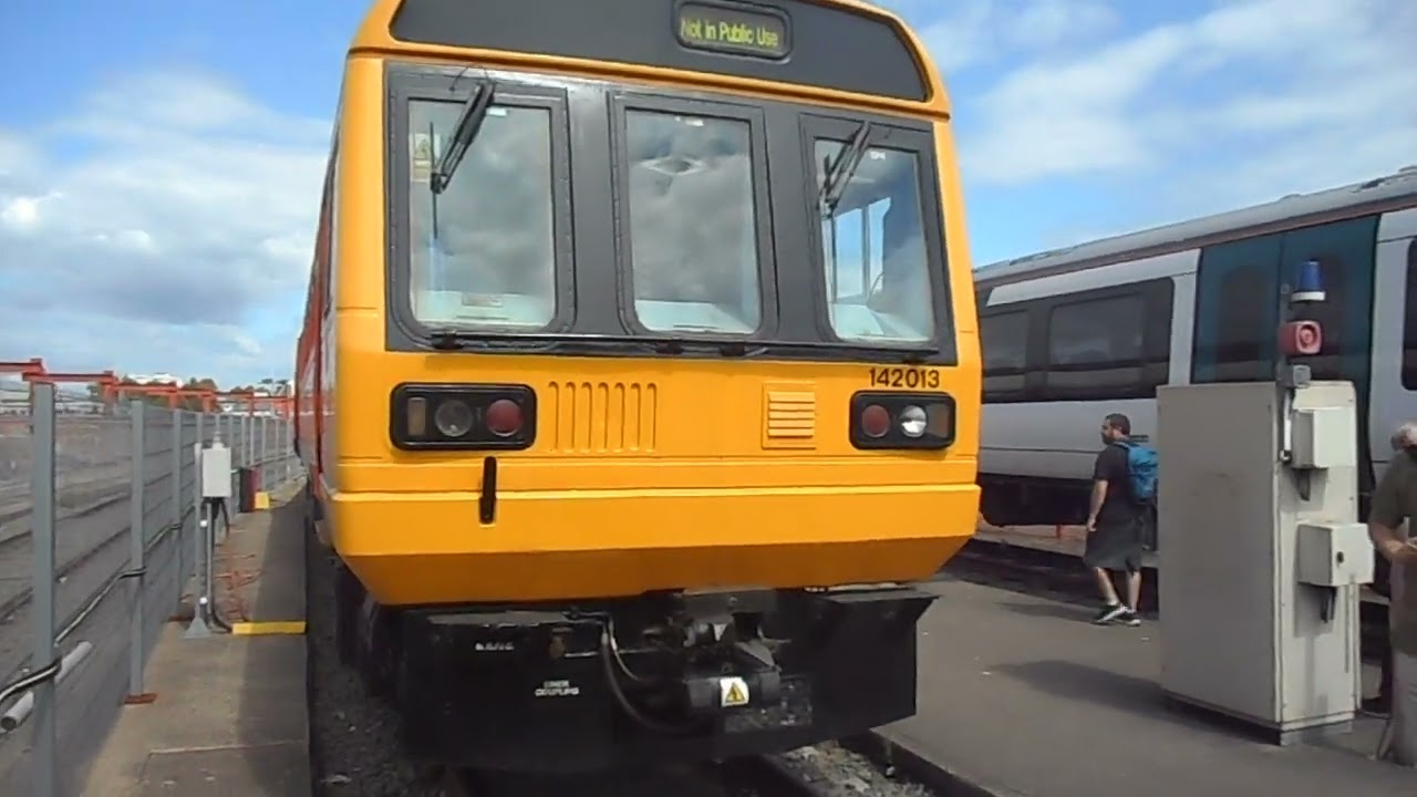 Greatest Gathering 58.  SPRINTER 150231 and 142013 in GMPTE livery (the old SELNEC colours) 2/8/2025