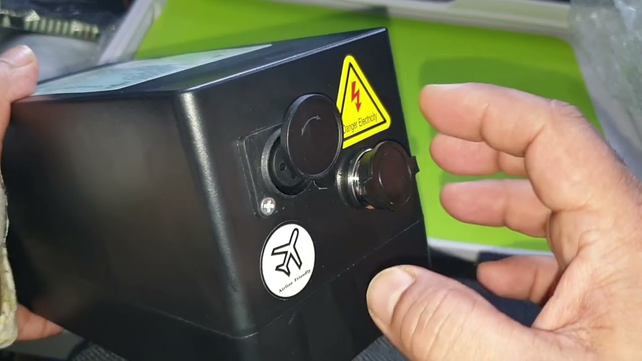 Airline Friendly New Electric Wheelchair ♿ Battery🔋 From Mobility Plus, Unboxing.