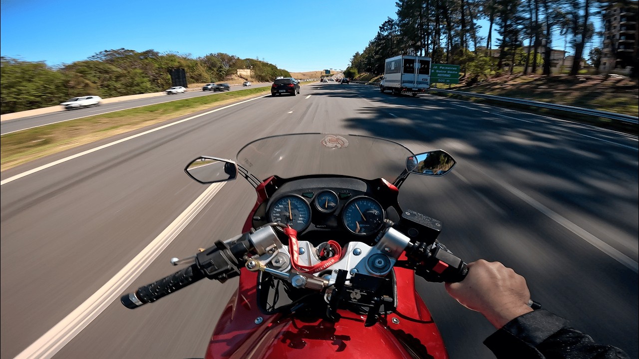 4K | ESSA MOTO É ABSURDA GSX 750F! - PRIMEIRA VEZ ANDANDO DE 4 CILINDROS! - POV