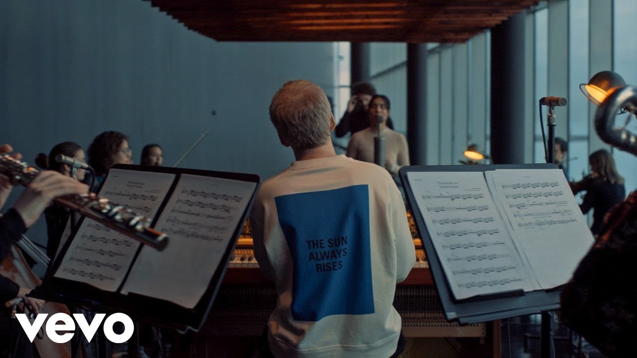 Ólafur Arnalds, Reykjavík Orkestra - Loom (Sunrise Session II / Performance Video)