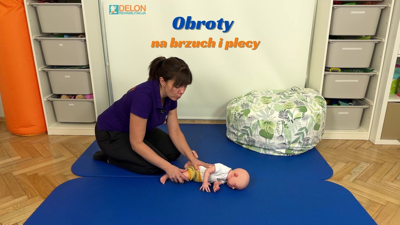 Jak obrócić dziecko na brzuch?