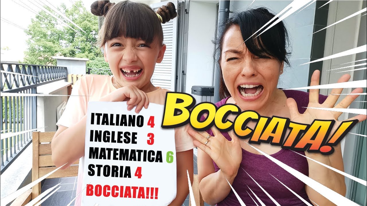 MI HANNO BOCCIATO! SOFI FA UNO SCHERZO EPICO A MAMMA MONI (3 Elementare) - Sofi è stata bocciata