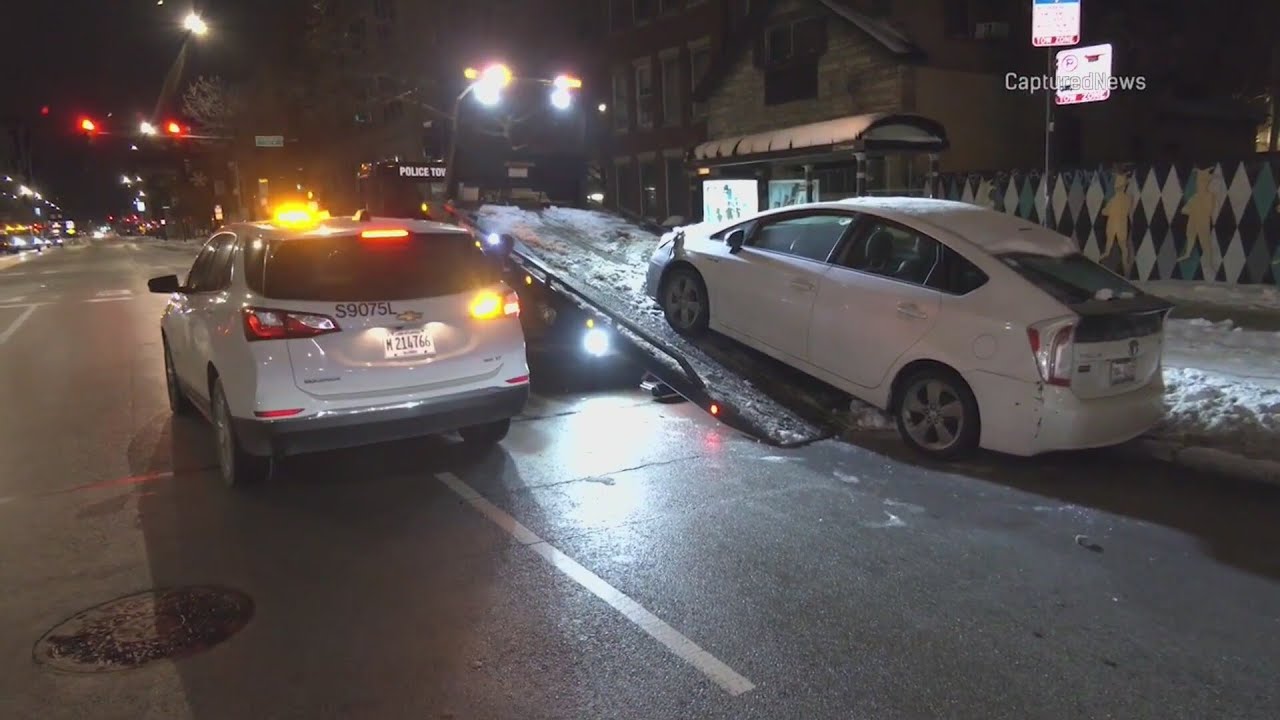 Chicago's winter overnight parking ban now in effect; several vehicles towed