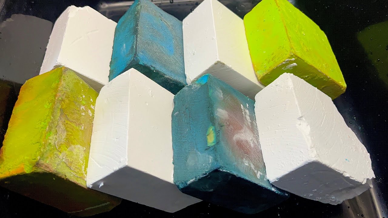 8 Block Dyed and Plain Gholibn Gym Chalk Crumble