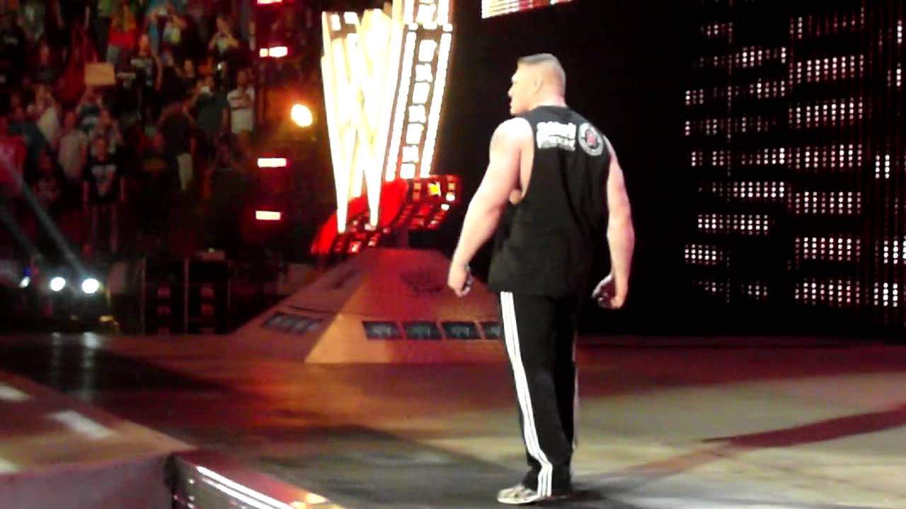 Brock Lesnar WWE Return (LIVE reaction from my seat at Raw.)