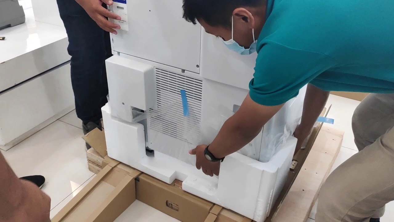 Unboxing Epson WF-C21000